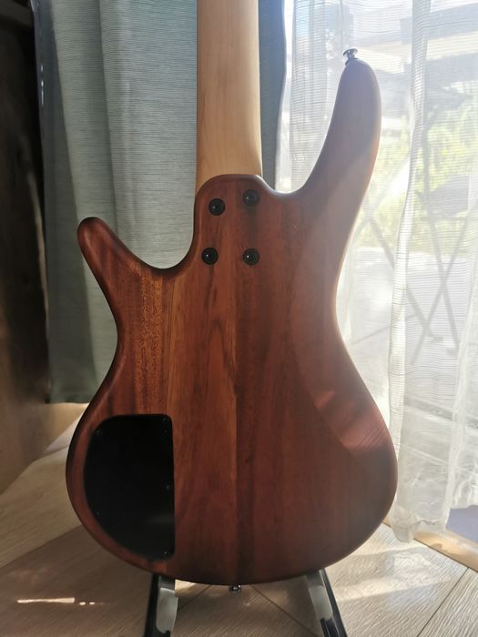 Ibanez GSR105EX Chitara Bass 5 corzi cu Elixir Stainless.