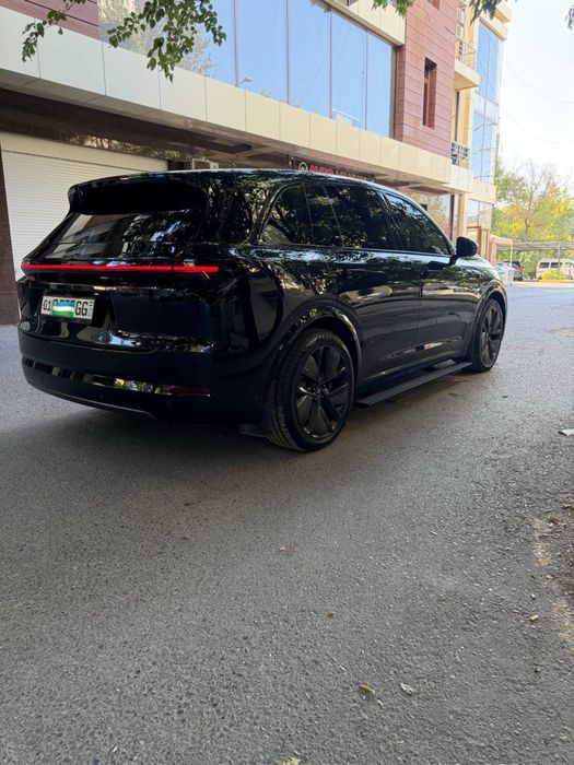 Lixiang L7 Ultra. 2024