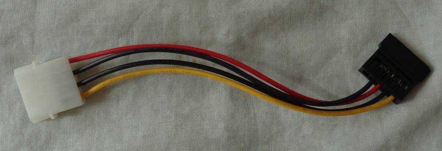 Переходник с MOLEX на SATA