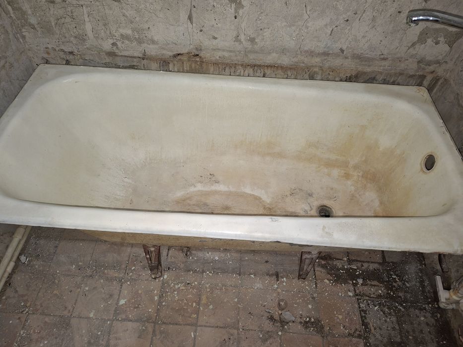 Ванна чугунная б/у