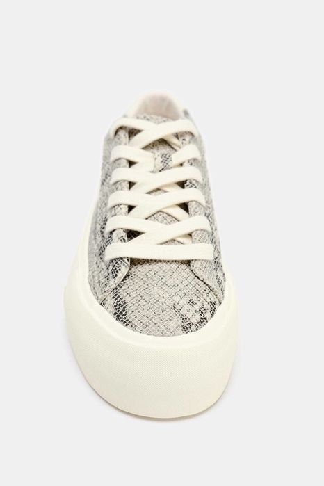 Дамски Кецове ZARA Animal Print (НОВИ) 38 номер