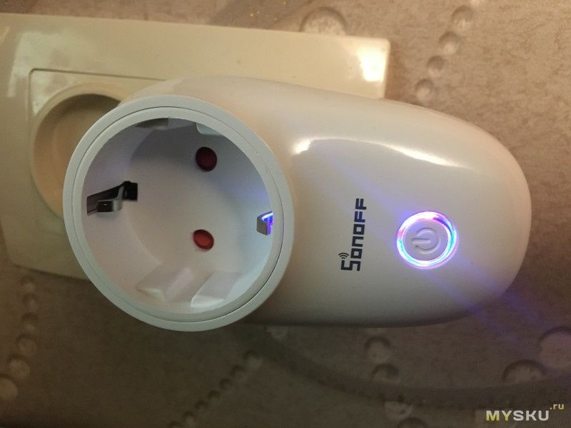Умная смарт розетка (умный дом).