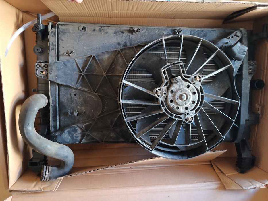 Воден радиатор за Опел Мерива