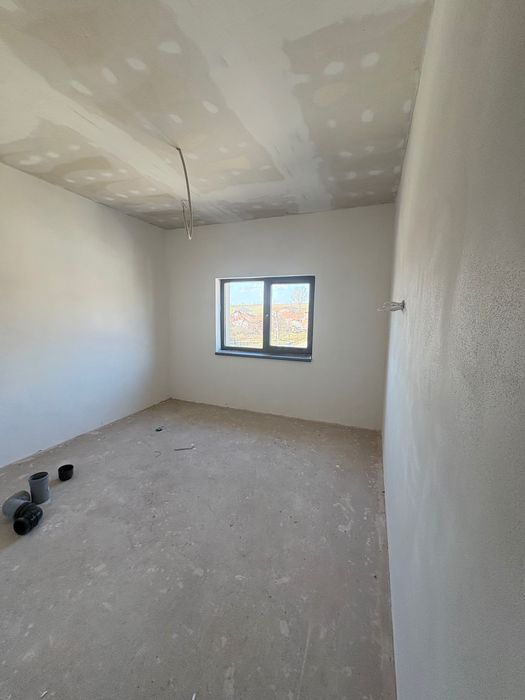 Apartament cu două camere de vânzare în Beiuș