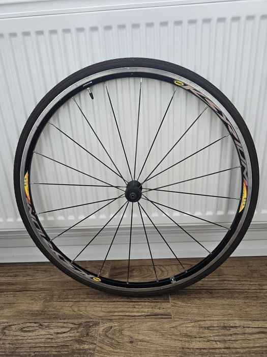 Roata fata Mavic Ksyrium Equipe 28 inch 700c anvelopa bonus (cursiera, single speed, fixie)