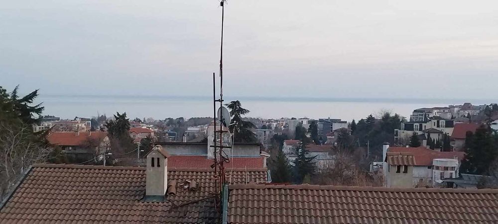 Дава се под наем Етаж от къща в к.к. Св.Св. Константин и Елена - 80 кв.м за 433.5 € - Снимка #8