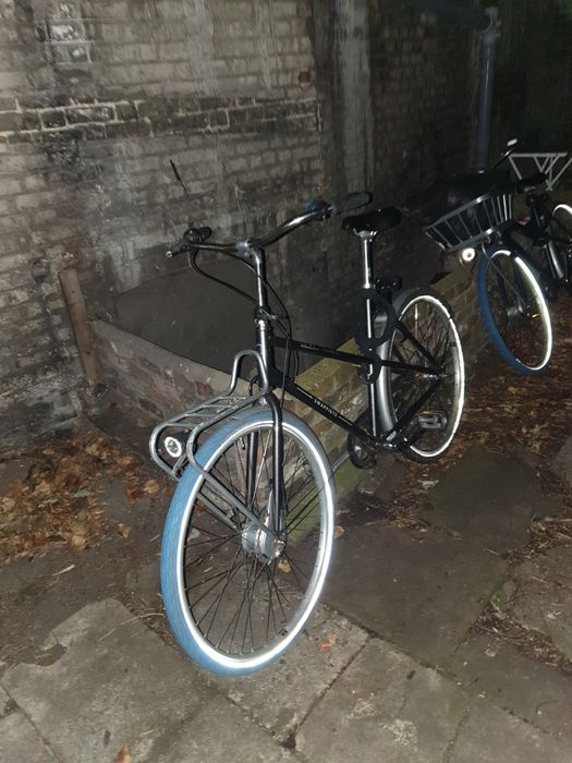 Biciclete shimano cu frane pe disc am si cu schimbator in butuc