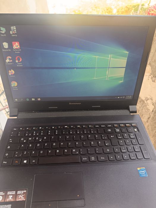 Vand laptop in stare buna