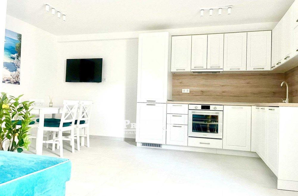 Продава се Двустаен апартамент в Созопол - 60 кв.м за 1884 €/кв.м - Снимка #3