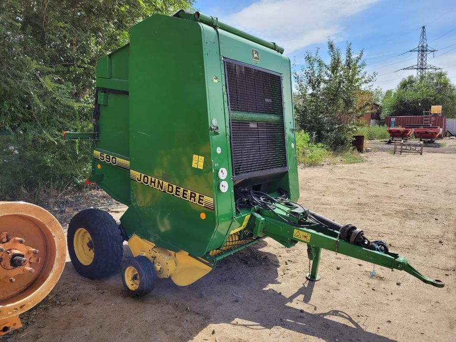 Пресс подборщик JOHN DEERE 590