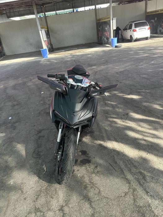 Dugatti panigal sotiladi