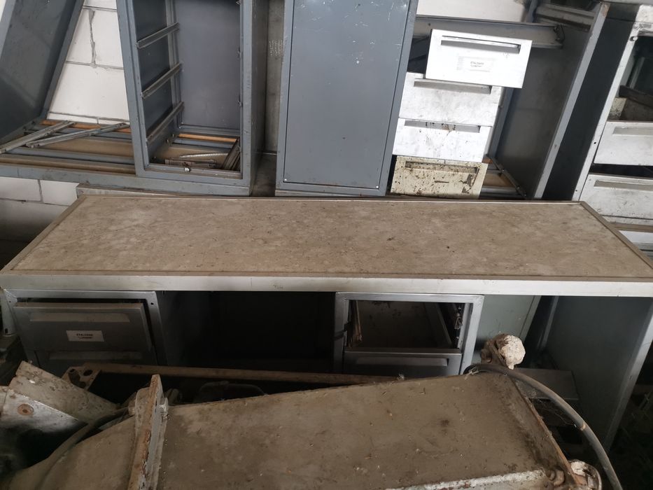 Vând banc industrial banc de lucru diferite dimensiuni