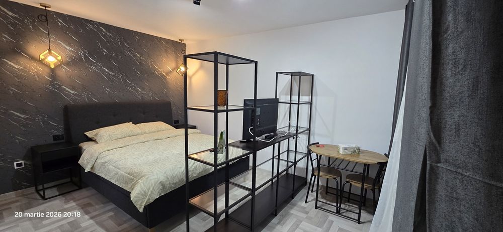 Garsoniera 1Mai, Ciuperca