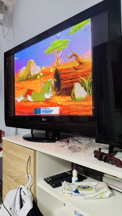 Продам телевизор LG