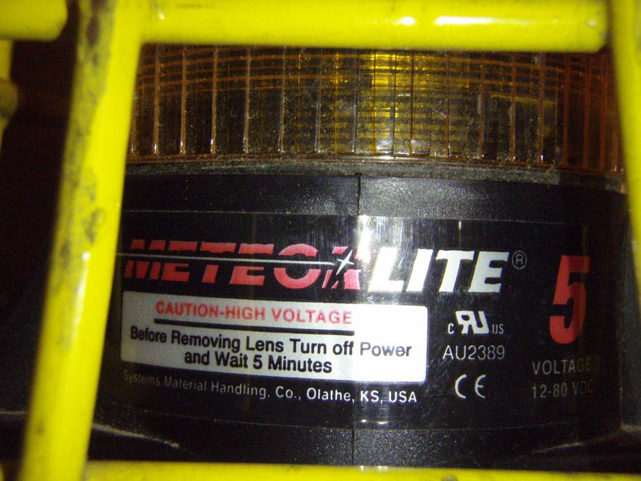 Lampa de avertizare tip stroboscop cu xenon MeteorLite 5 12-80 Vcc USA