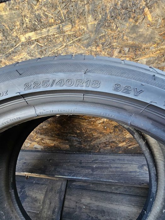 Anvelope 225 40 18