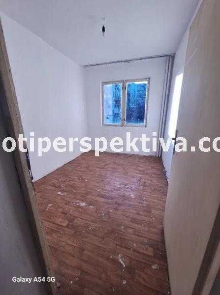Продава се Тристаен апартамент в Пловдив, Кючук Париж - 68 кв.м за 1018 €/кв.м - Снимка #1