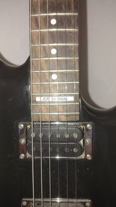 Электрогитара Ibanez