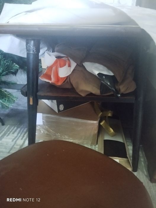 Журнальный столик