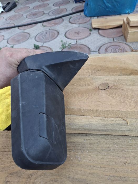 Продам правое зеркало от Ваз 2108