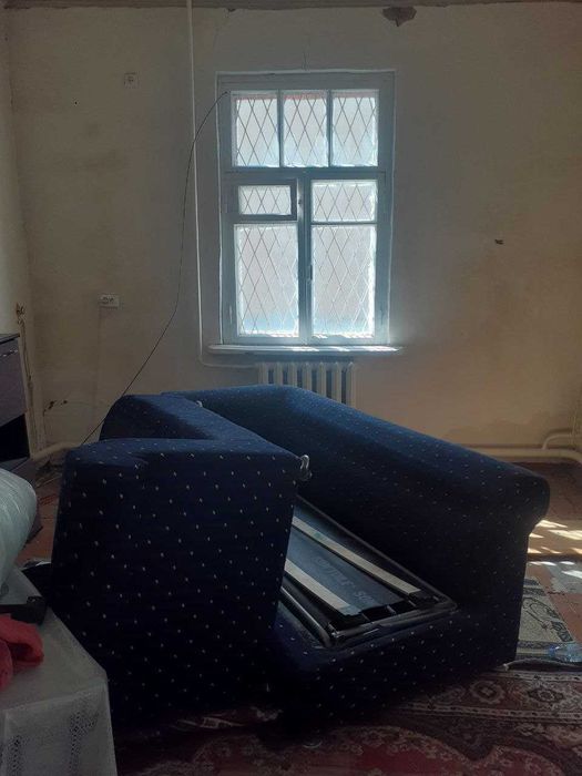 Продаются старые вещи из дома СРОЧНО не дорого