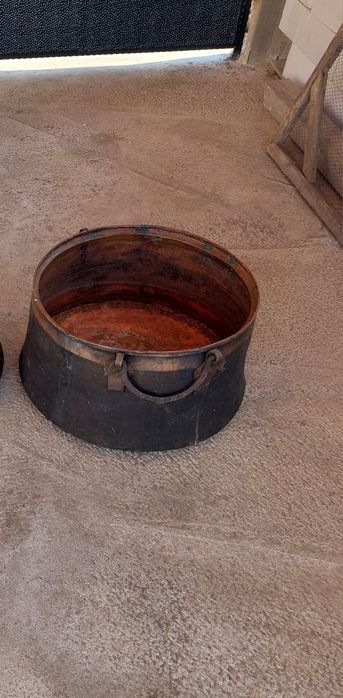 Продавам бакърени казани