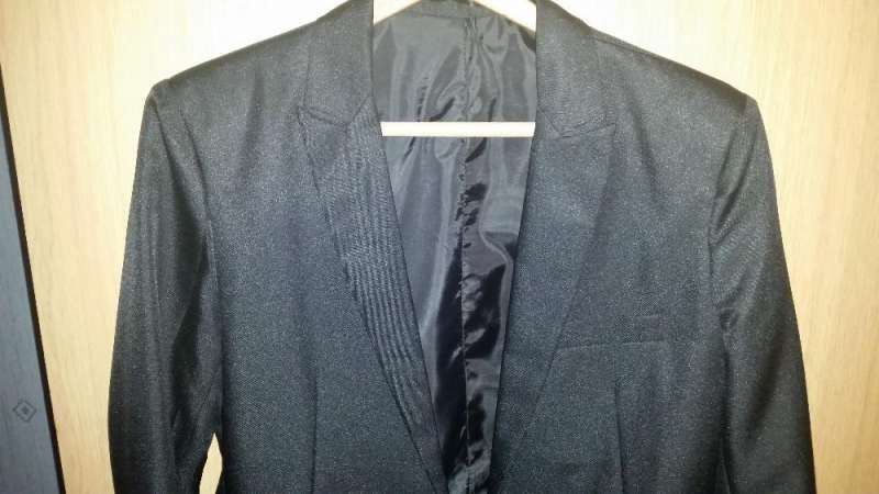 Продавам мъжко елегантно сако