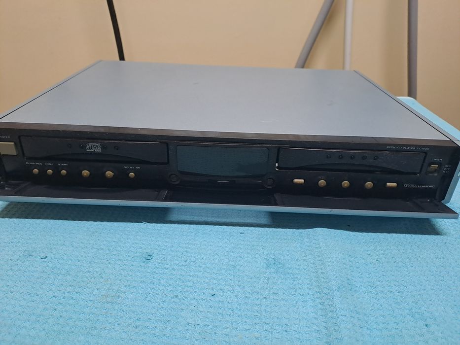 Cd player -cass deck Marantz defect 75DC 1020 2m