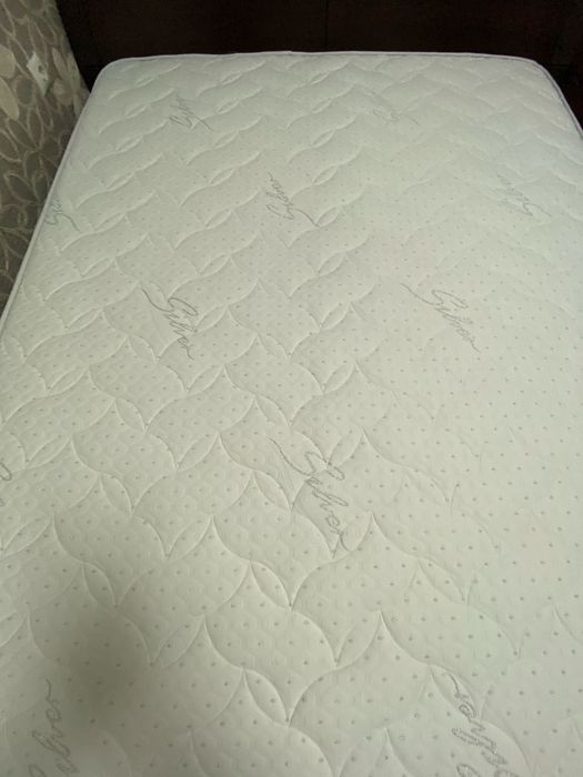 Срочно продам кровать