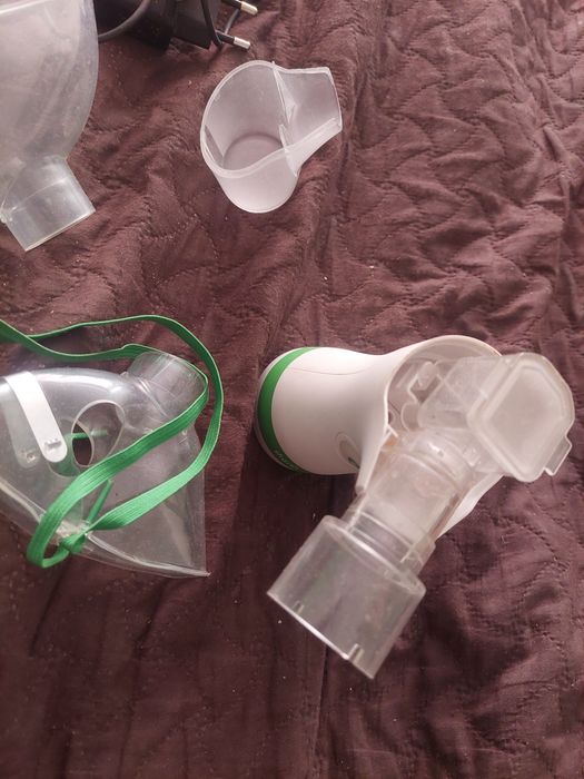 Nebulizator in conditi. Bune.