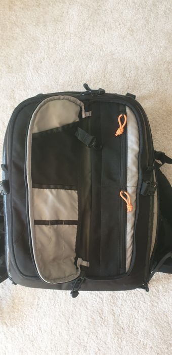 Rucsac foto (profesional) LowePro Vertex 200AW- Stare  excelentă