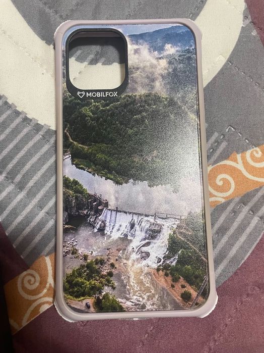 Кейсове за iPhone 12 pro