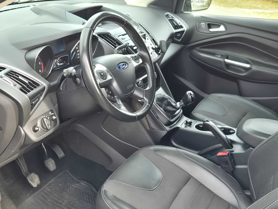 FORD Kuga 2014 — imagine 5