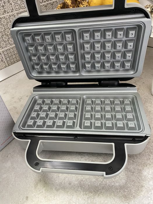 Aparat de facut waffles Breville
