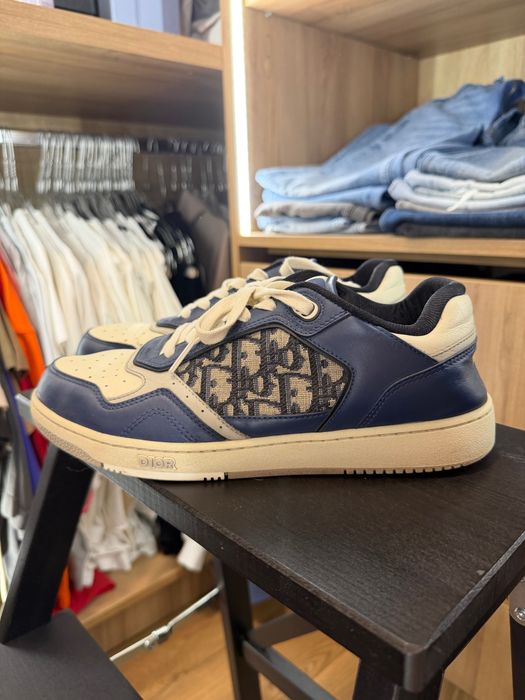 Оригинални sneakers Dior