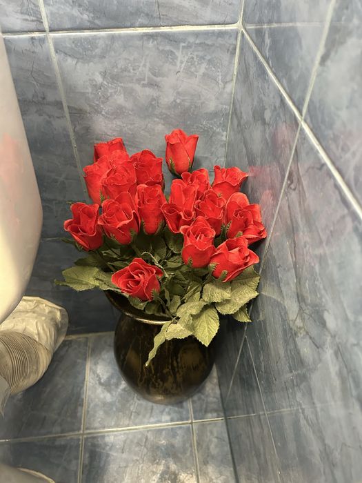 Ваза/ изкуствени цветя