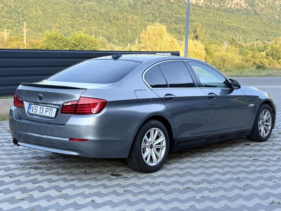 BMW 5 Series 2011 — imagine 4