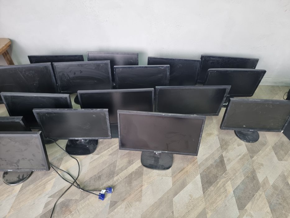 Manitor 
Doʻkon yopilganligi sababli manitorlarni arzon narhlarda soti