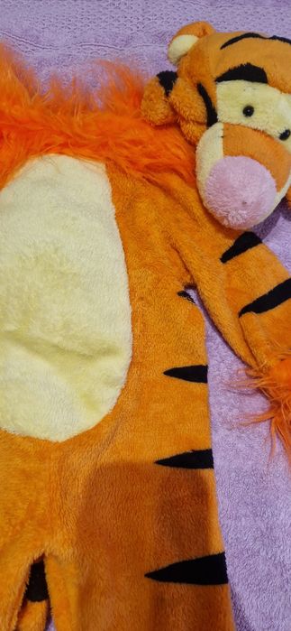 Продам костюм тигра 3-5лет