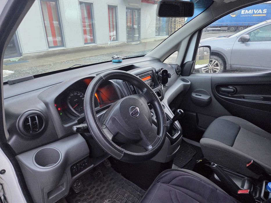 Nissan NV 200 - 2010