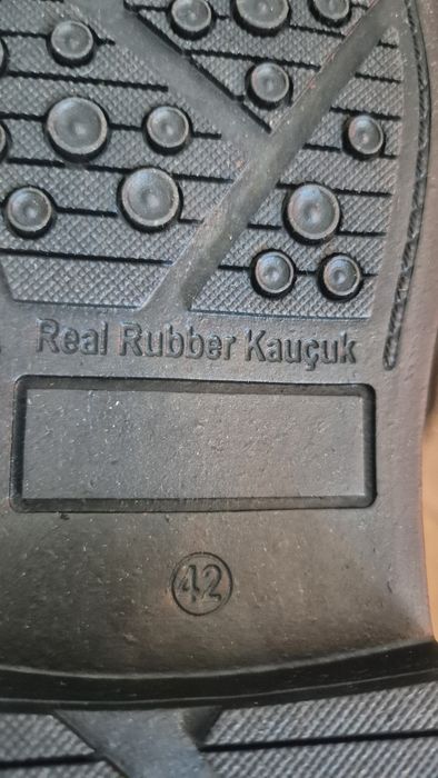 Новые сапоги кожаные р.42