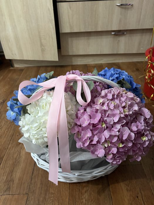 Продется цветы свежие