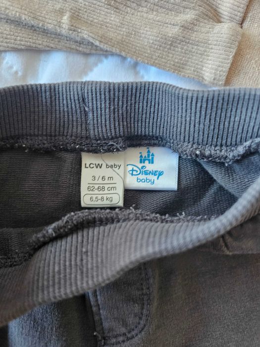 Дрешки за бебе - два анцуга и един ромпер