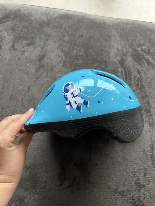 Чисто нова детска каска р-р XXS