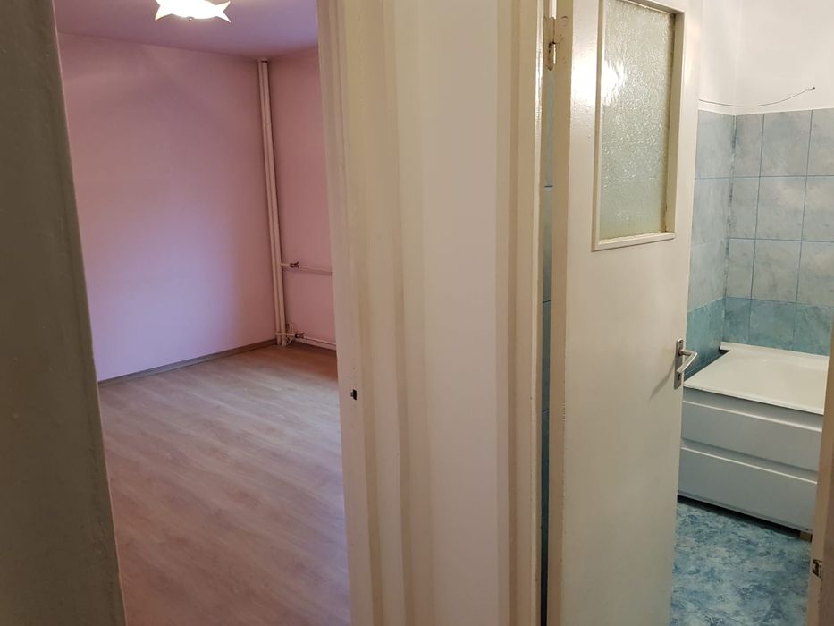 Apartament 2 camere, etaj 1, bloc 1973