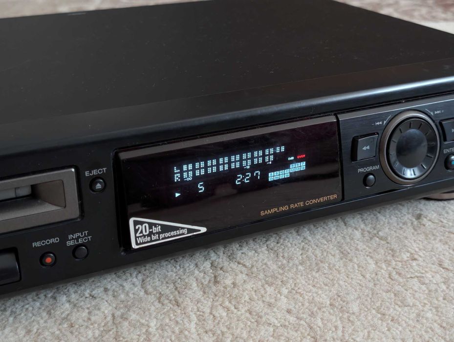 Mini Disc Sharp MD-R2, fara telecomanda