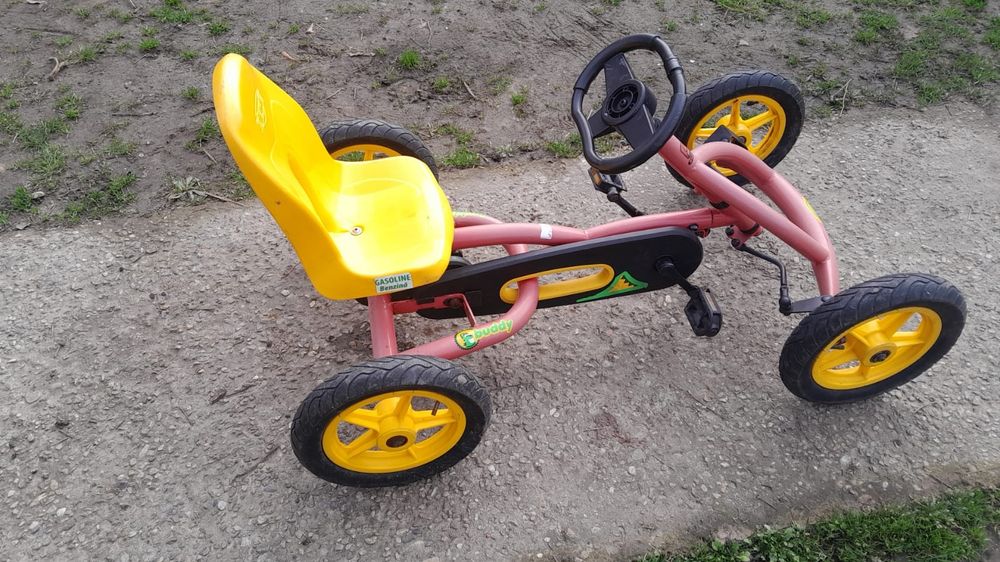 Cart (kart) copii Berg (copii 6-12 ani),roti umflate,3 pozitii reglaj