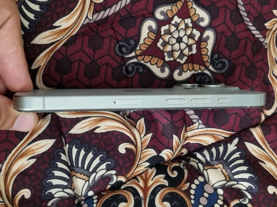 Iphone 15 pro 128 tali holati ideal