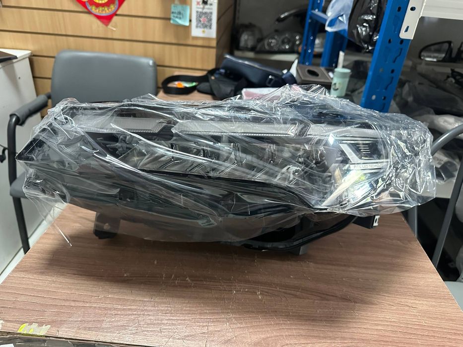 Geely Coolray алдыңғы фара кулрей