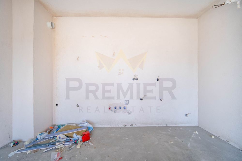 Продава се Тристаен апартамент в Варна, Чайка - 90 кв.м за 2773 €/кв.м - Снимка #3